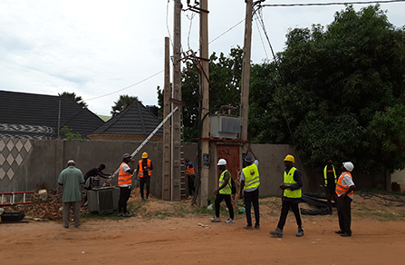 Application of Overhead Bare Conductors in Rural Power Distribution in West Africa